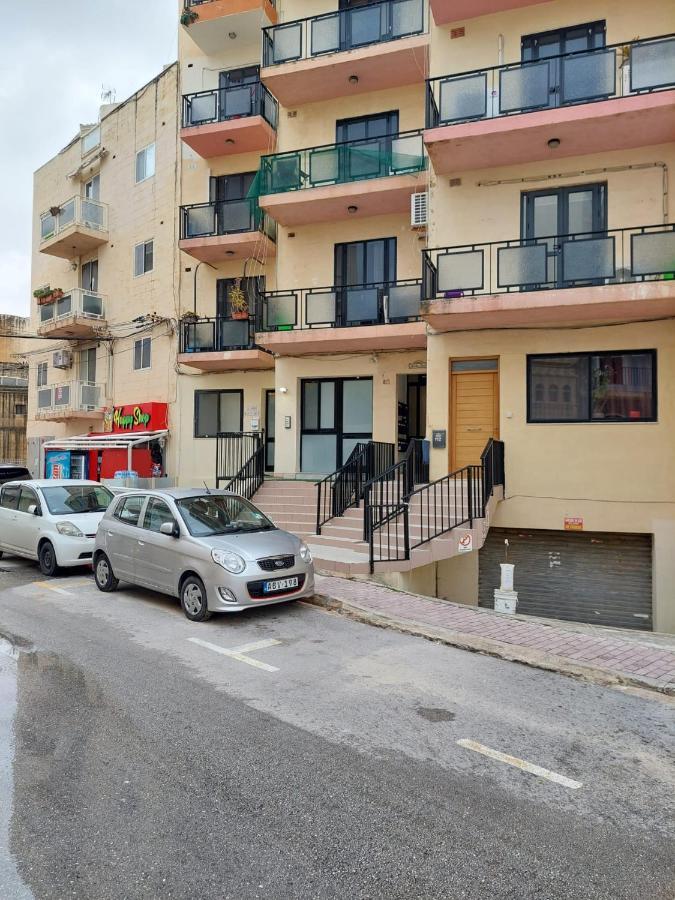 Sky Apartment 1 St. Paul's Bay Exterior foto